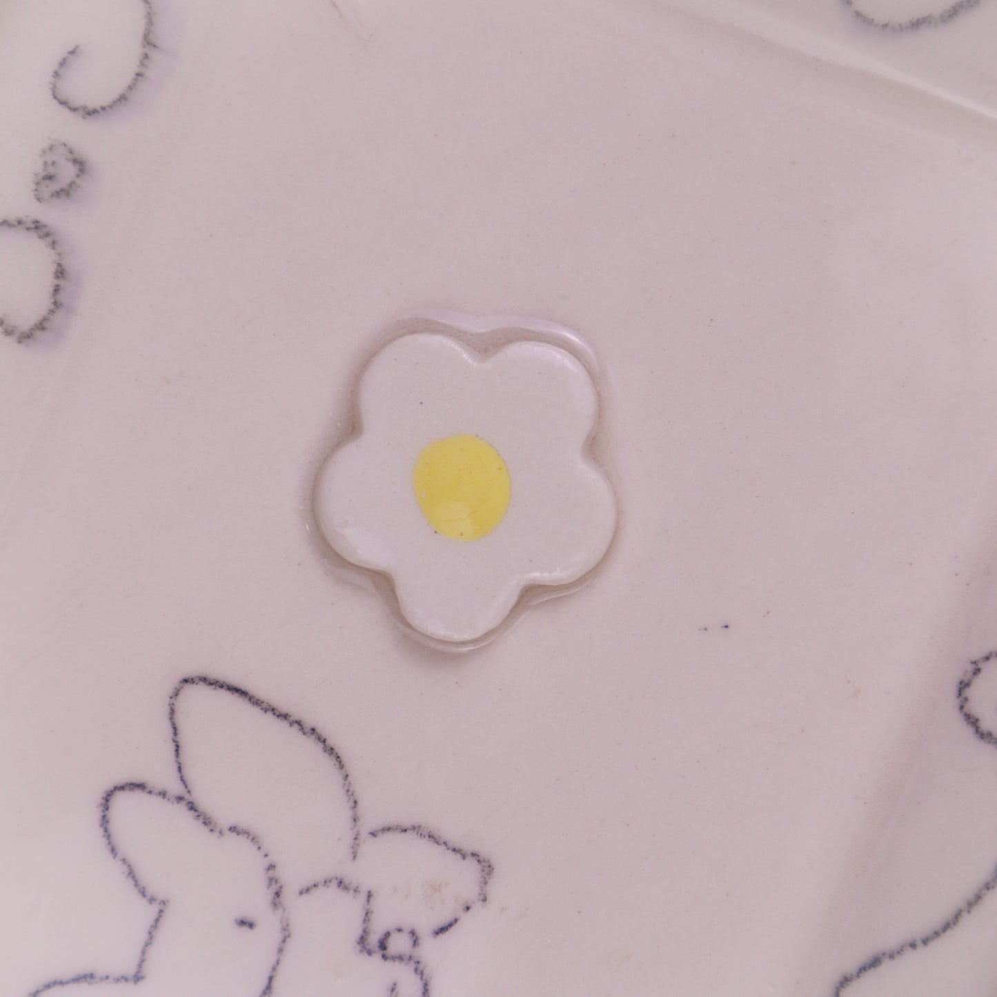 Egg or Flower? | Plate