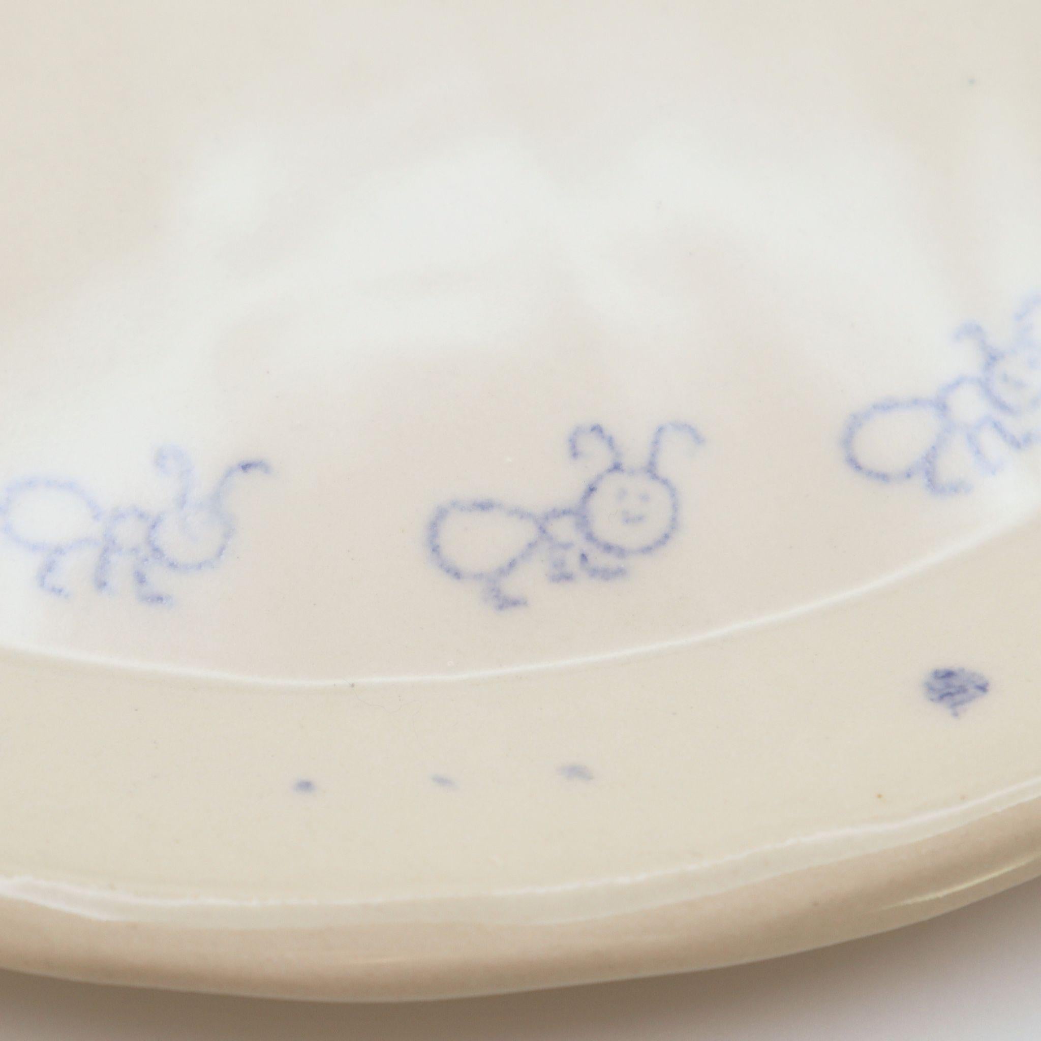 Ants' life | Plate
